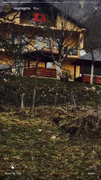 Dedushi Guesthouse &Wood Cabins-Camping Place Gusinje Екстериор снимка